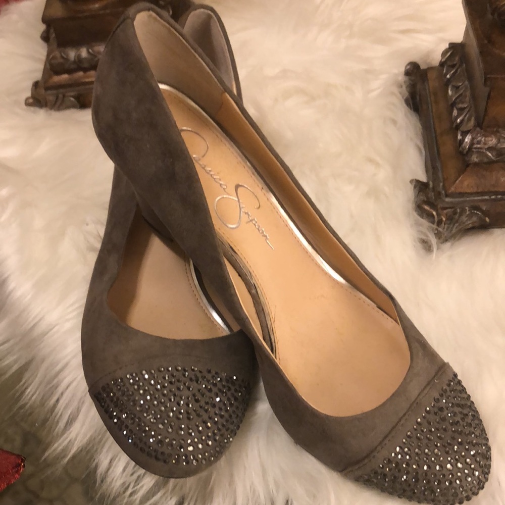 😇😇😇 Jessica Simpson Grey Suede 3”wedges